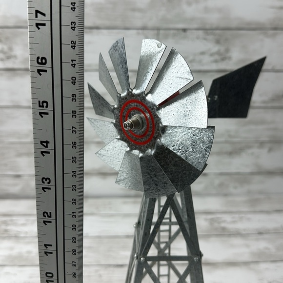 VINTAGE WINDMILL 17" MODEL GALVANIZED STEEL Train Village - Picture 3 of 5
